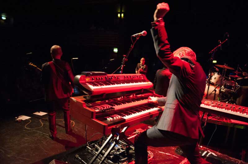 Nick Foley theatre show with a Hammond XK-5 organ